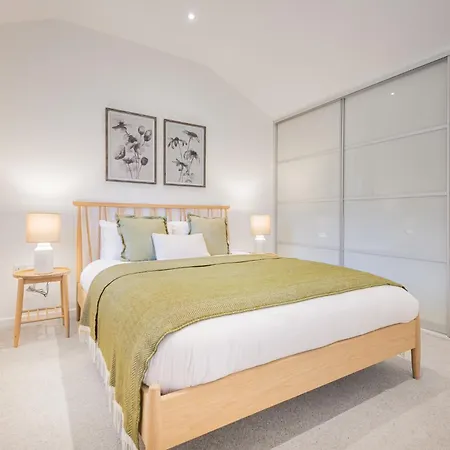 The Old Weigh House *